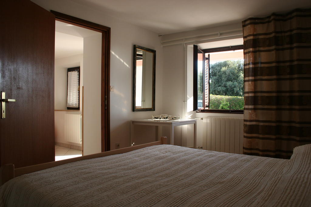 Guest House Zohil Ρόβινι Δωμάτιο φωτογραφία