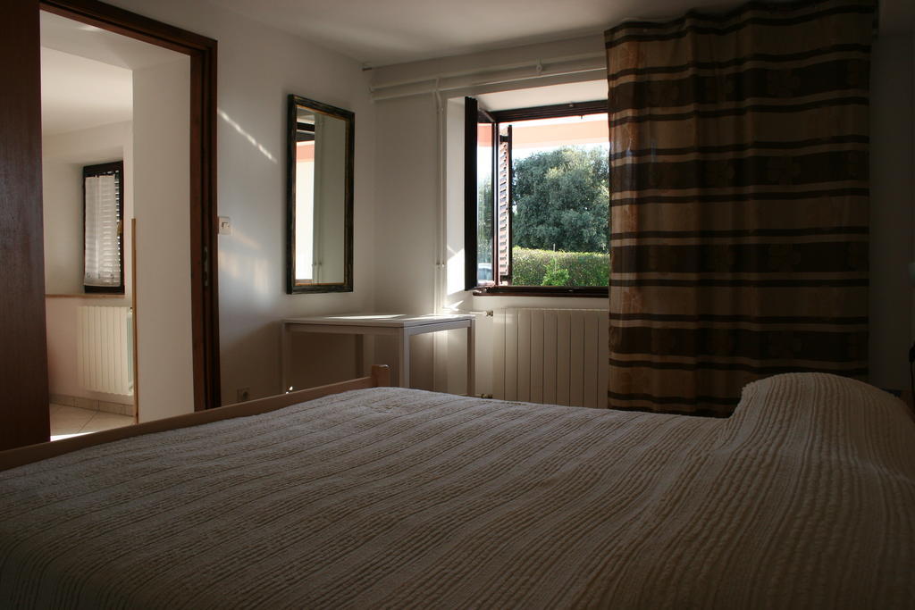 Guest House Zohil Ρόβινι Δωμάτιο φωτογραφία